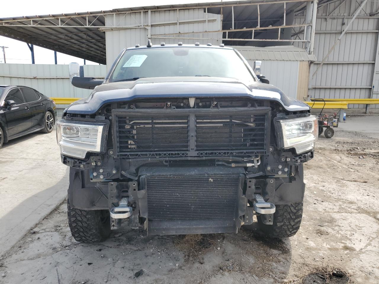 2022 RAM 3500 - Image 5