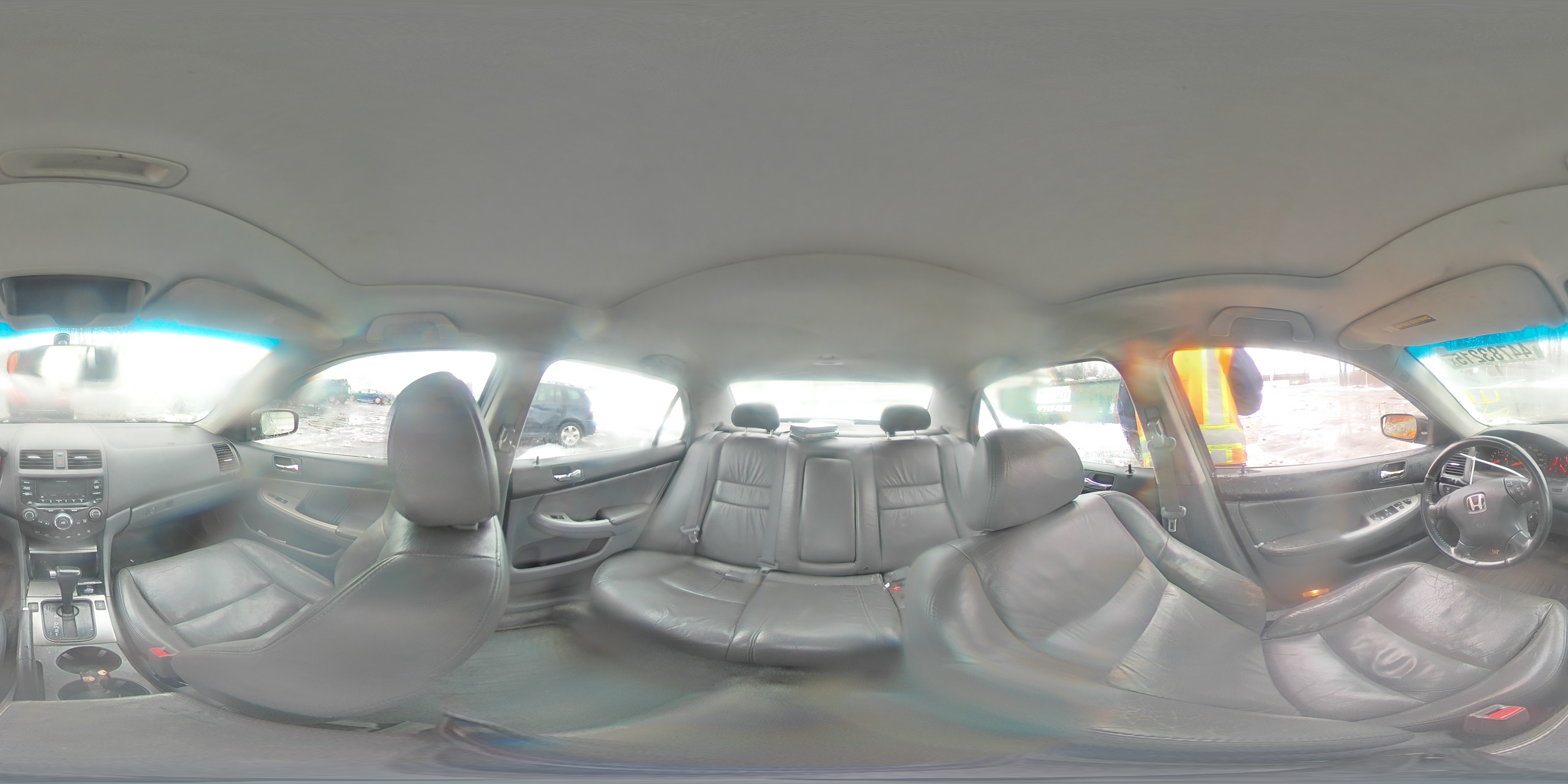2005 Honda Accord - Image 13