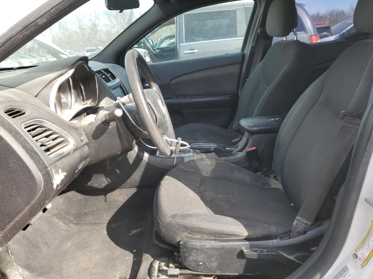 2014 Dodge Avenger - Image 7