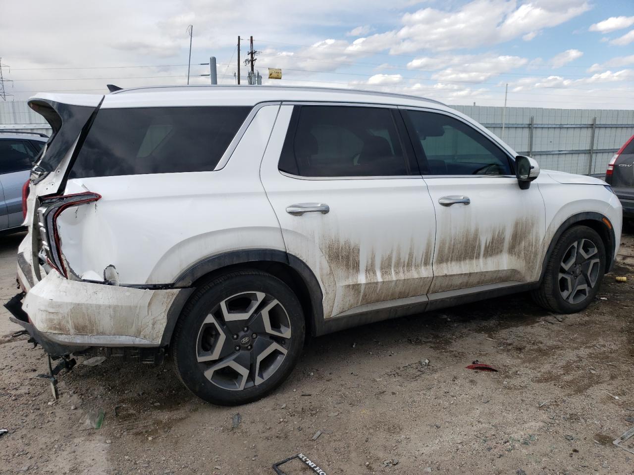 2024 Hyundai Palisade - Image 3