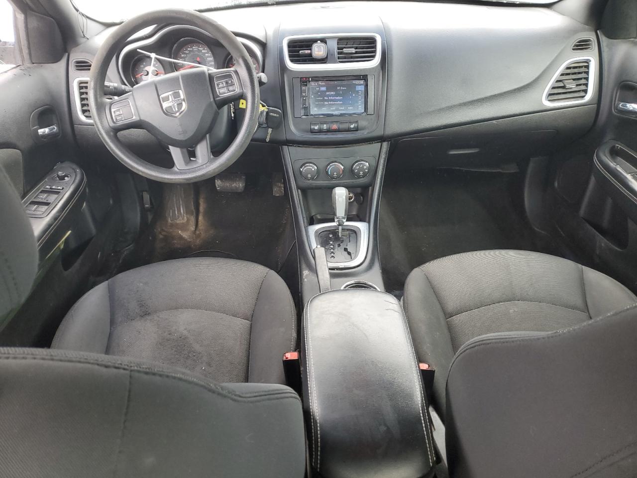 2011 Dodge Avenger - Image 8