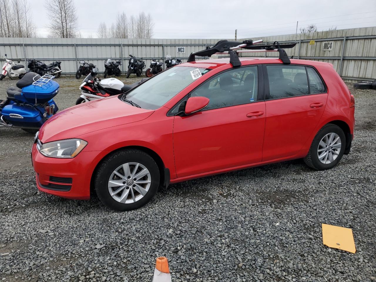 2016 Volkswagen Golf - Image 1
