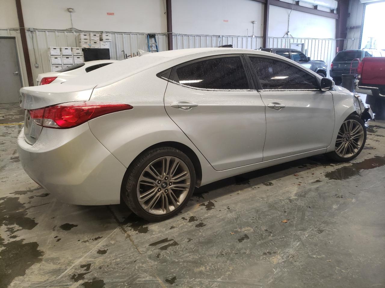 2012 Hyundai Elantra - Image 3