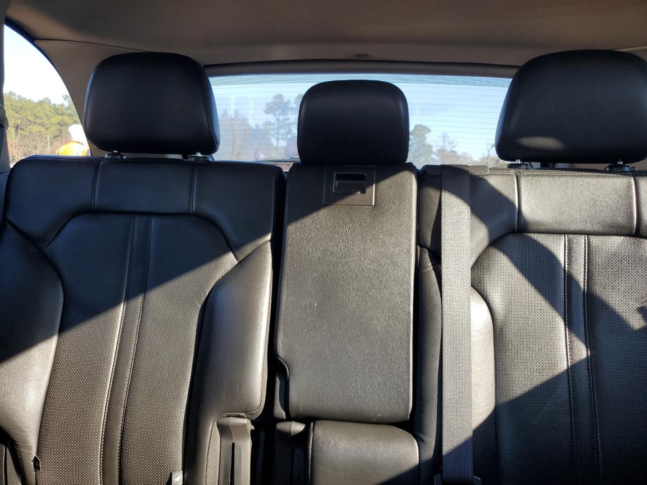 2011 Lincoln MKX - Image 10
