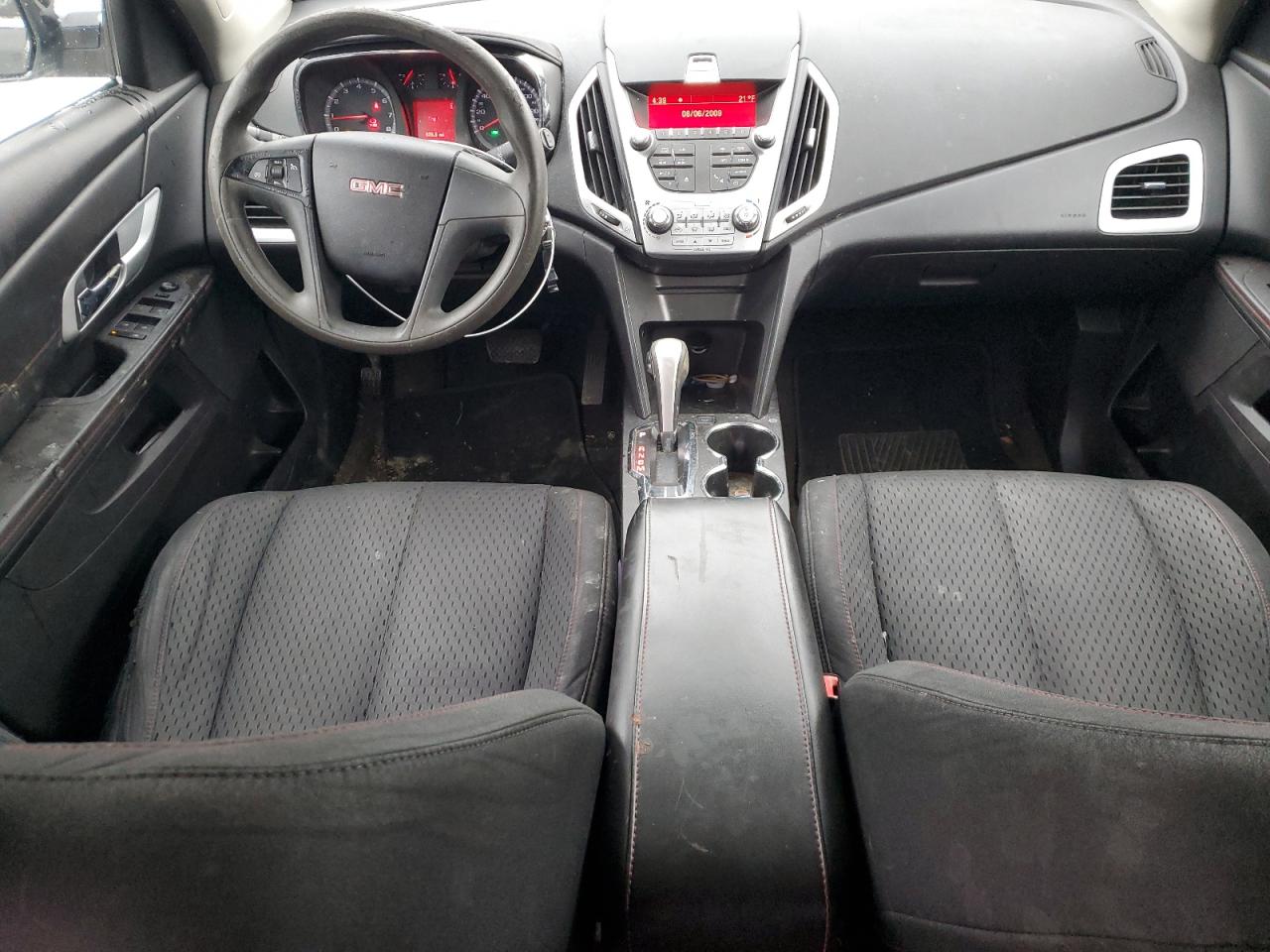 2010 GMC Terrain - Image 8