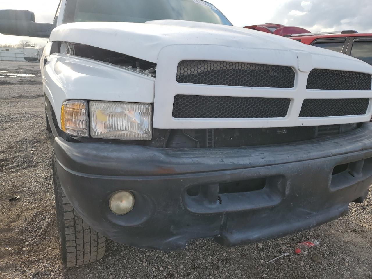 1998 Dodge Ram 2500 VIN: 1B7KF236XWJ174731 Lot: 43784185