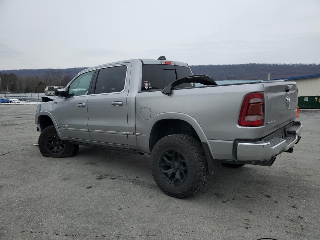 2019 RAM 1500 - Image 2