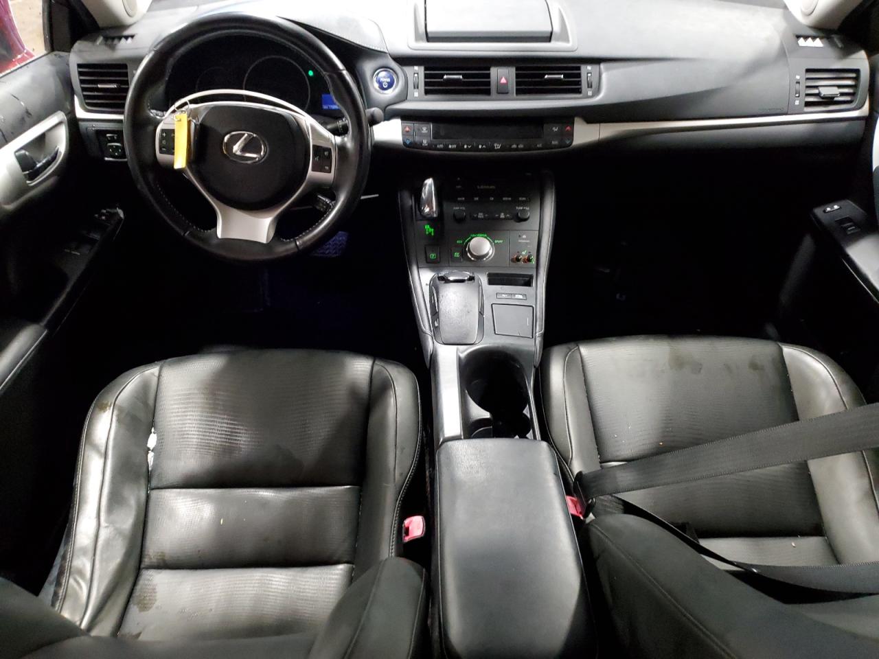 2012 Lexus CT - Image 8