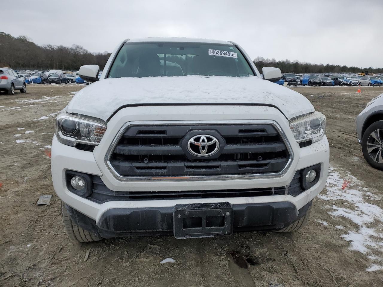 2016 Toyota Tacoma - Image 5