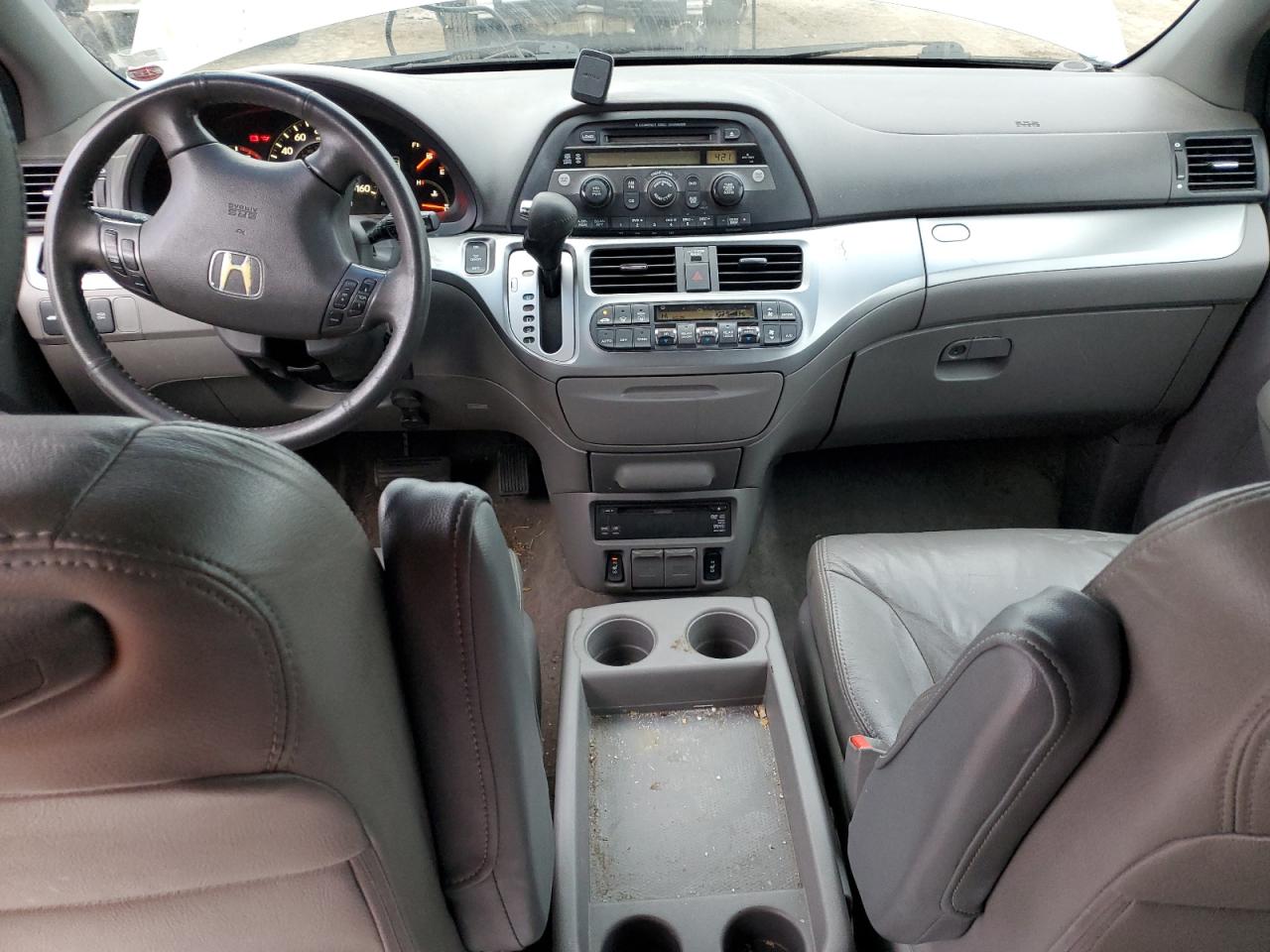 2010 Honda Odyssey - Image 8