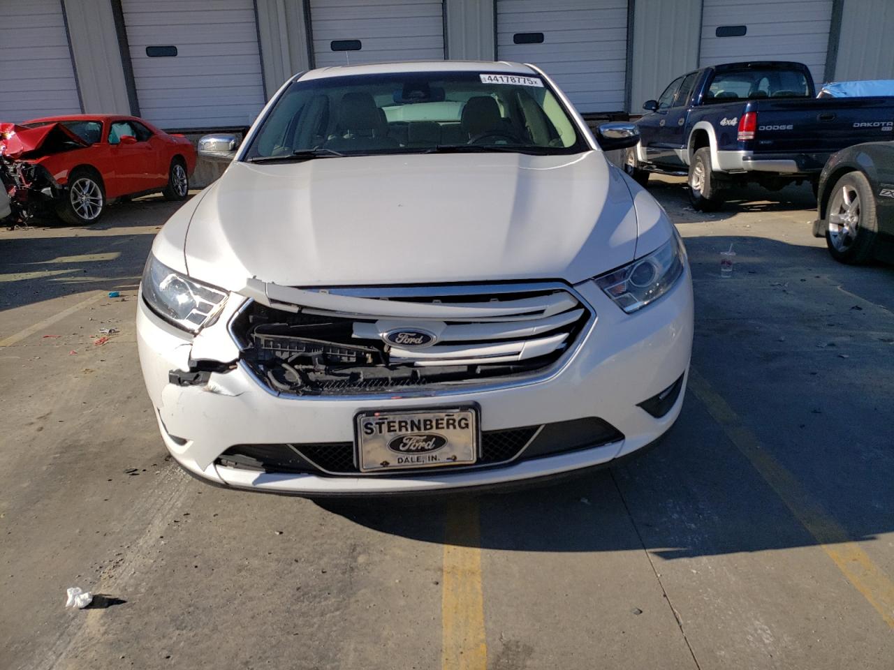 2014 Ford Taurus - Image 5