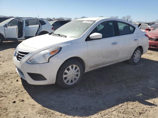  NISSAN VERSA 2017 Білий