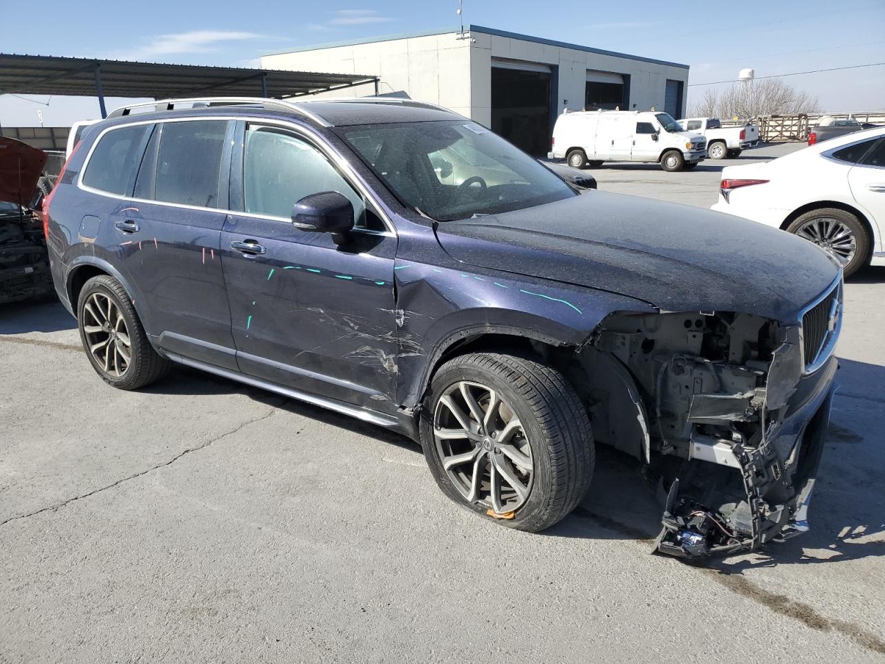 2016 Volvo XC90 - Image 4