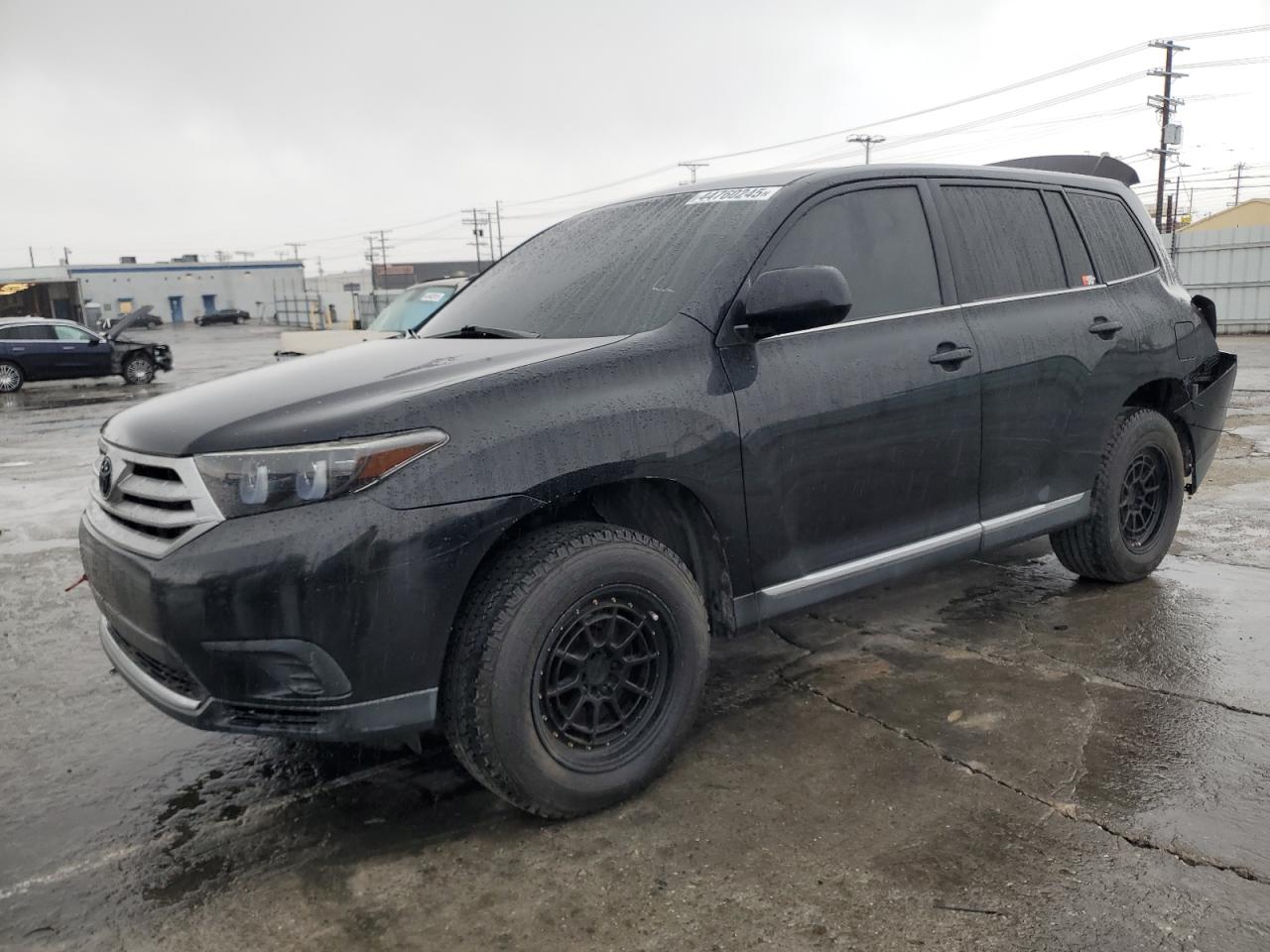 2011 Toyota Highlander Base for Sale in Sun Valley, CA - Rear End