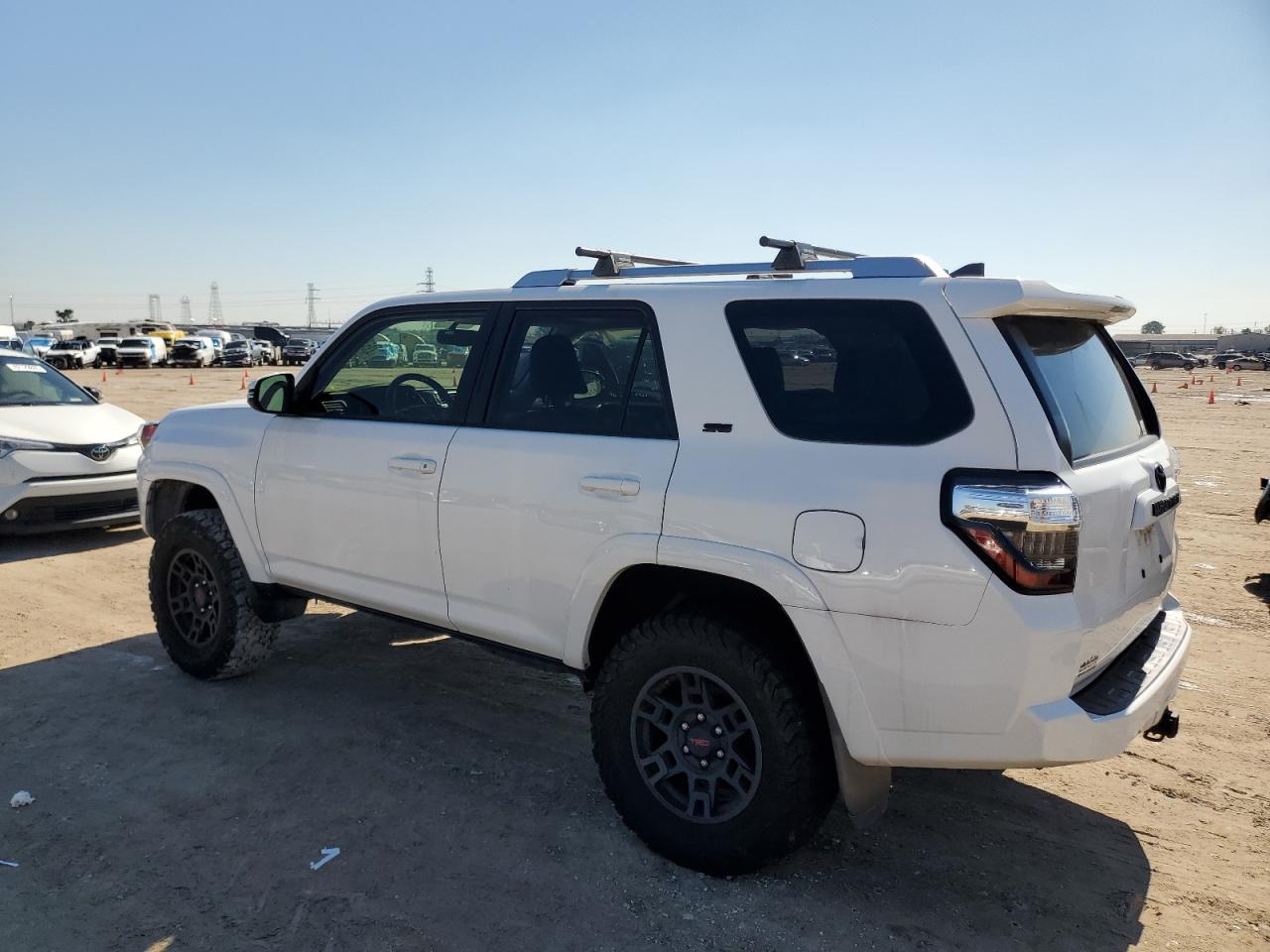 2017 Toyota 4Runner - Image 2