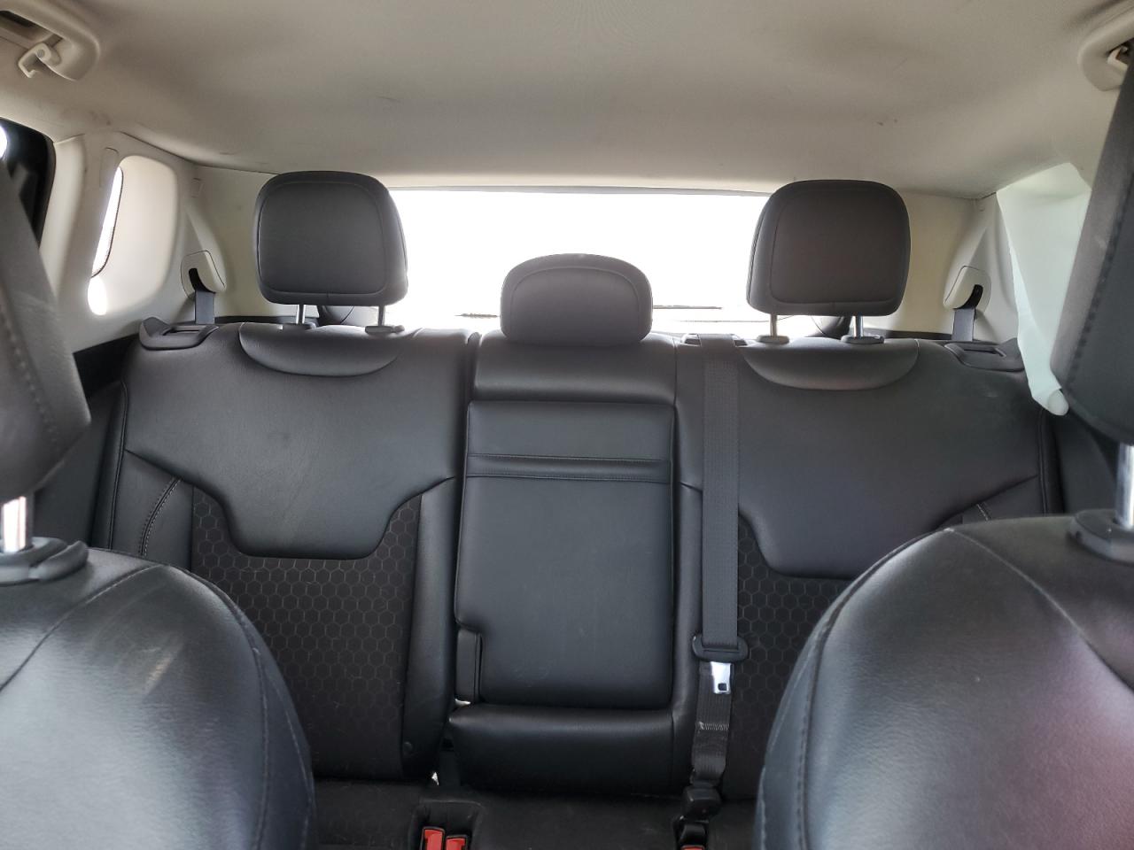 2018 Jeep Compass - Image 10