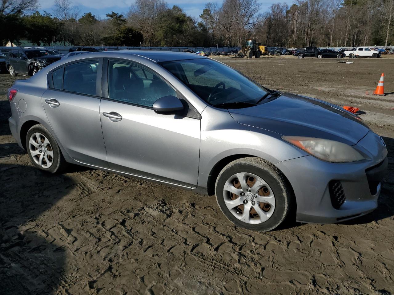 2012 Mazda 3 - Image 4