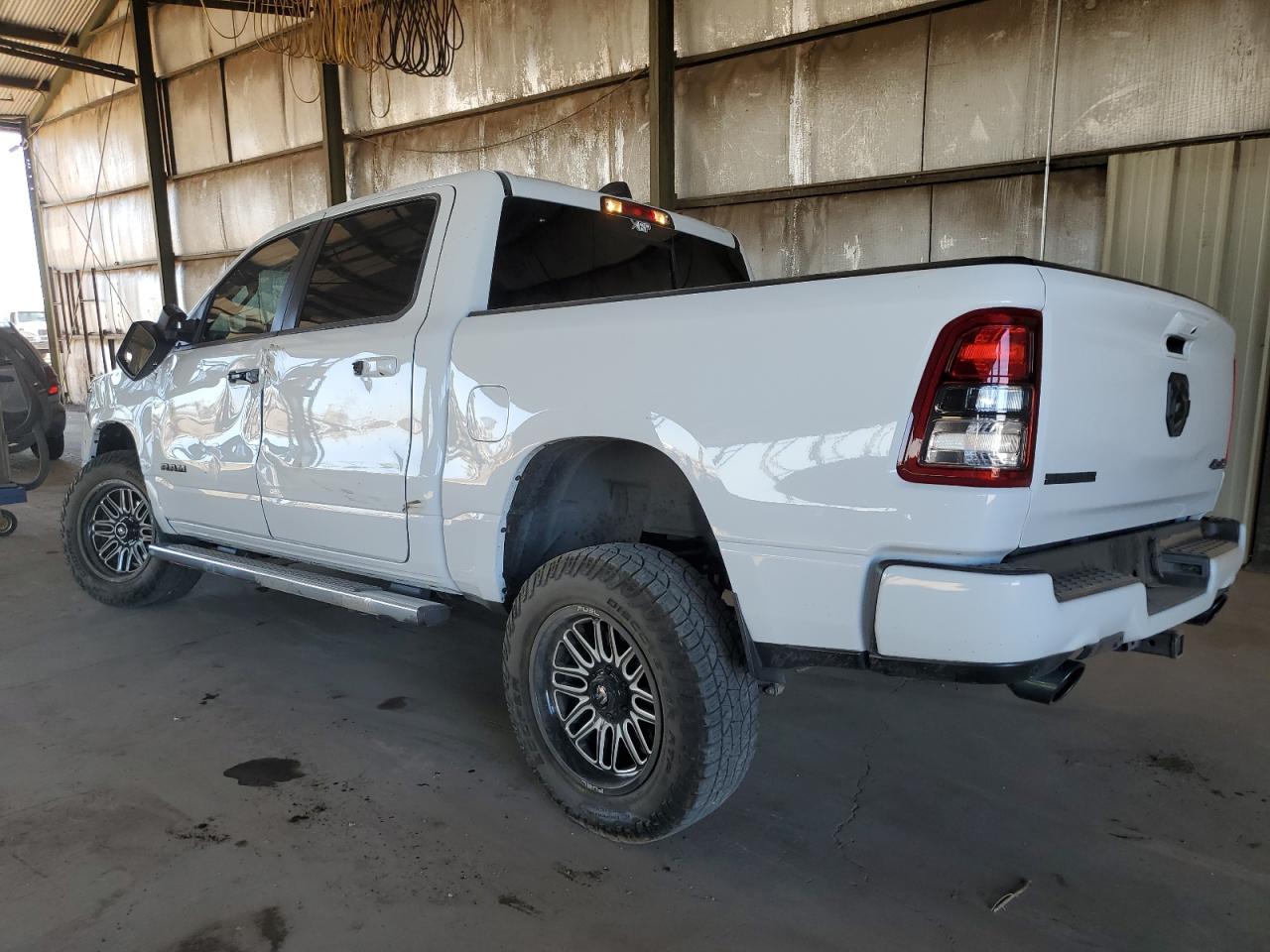 2021 RAM 1500 - Image 2