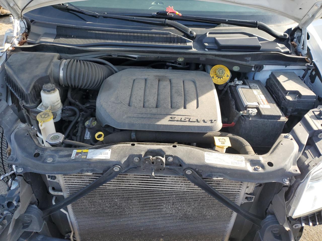 2020 Dodge Caravan - Image 12
