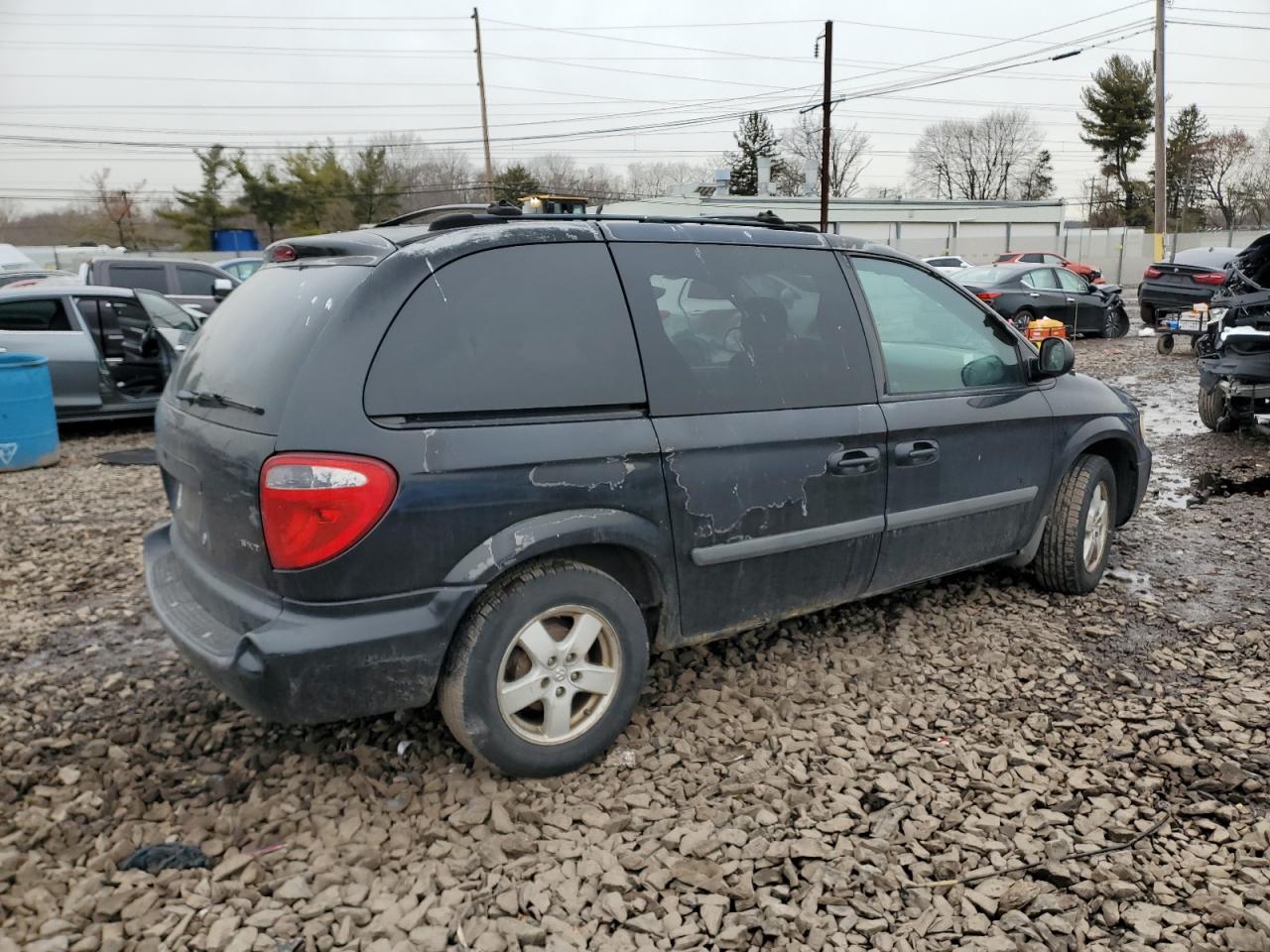 2006 Dodge Caravan - Image 3