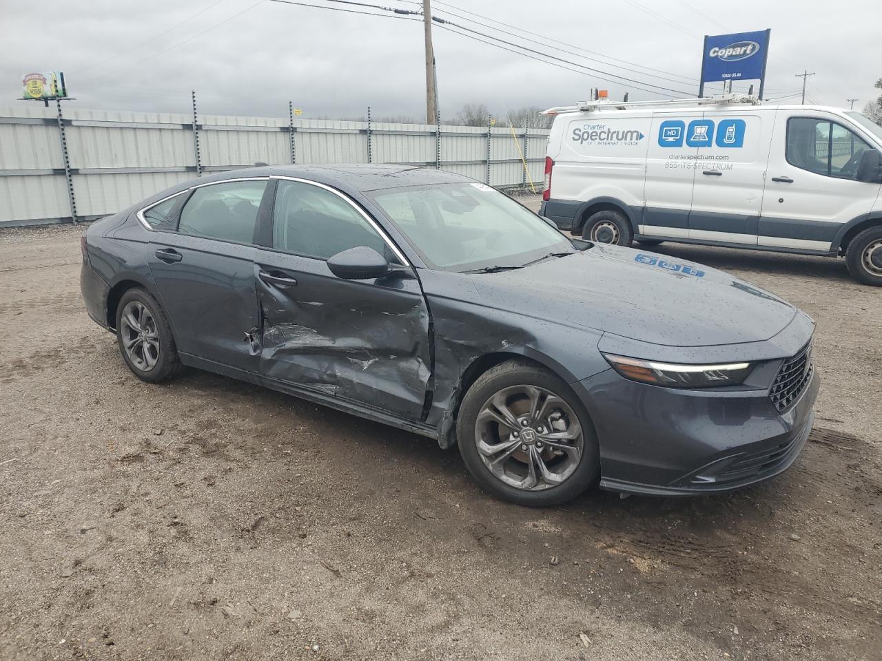 2023 Honda Accord - Image 4