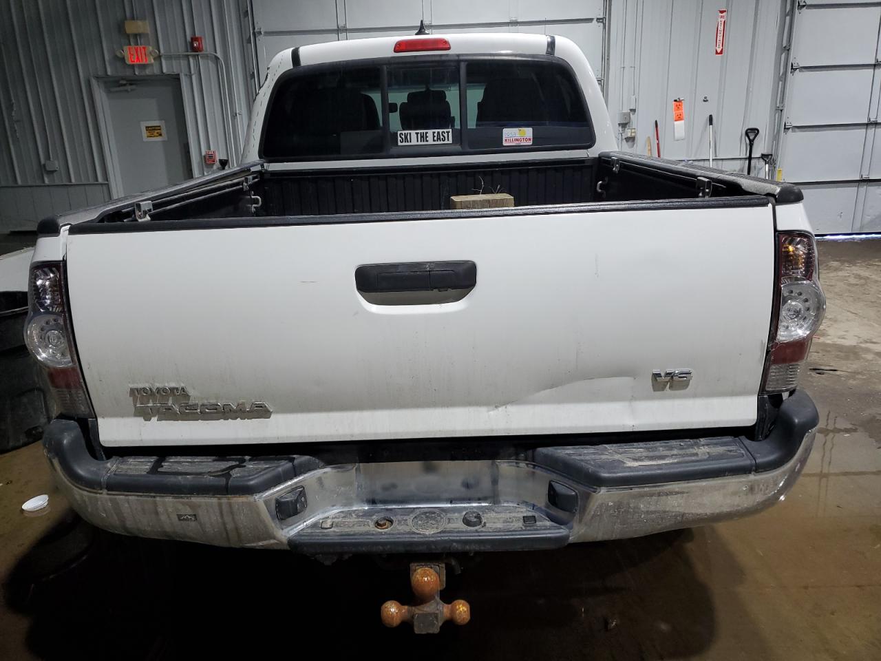 2015 Toyota Tacoma - Image 6
