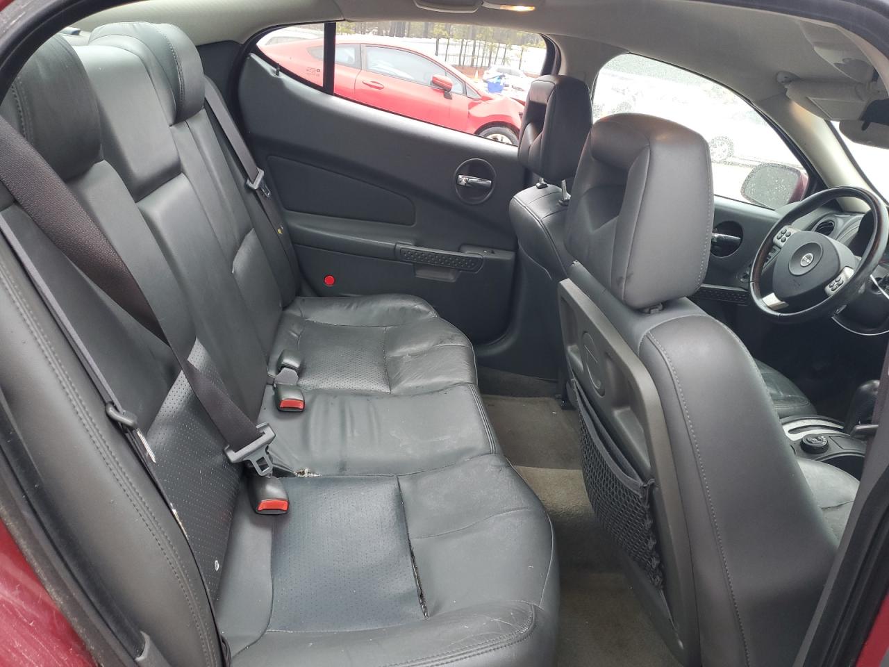 2004 Pontiac Grand Prix - Image 10