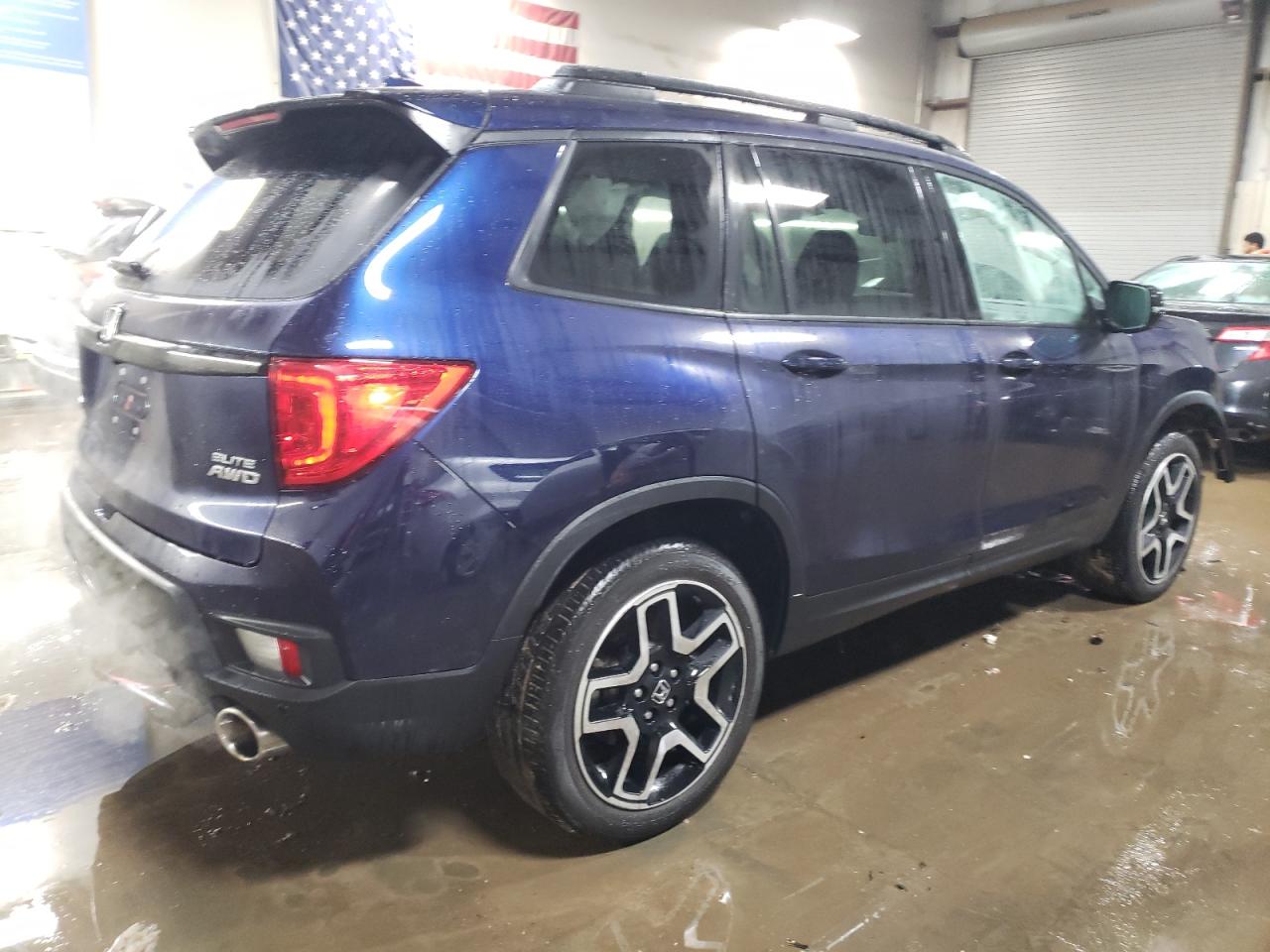 2022 Honda Passport - Image 3