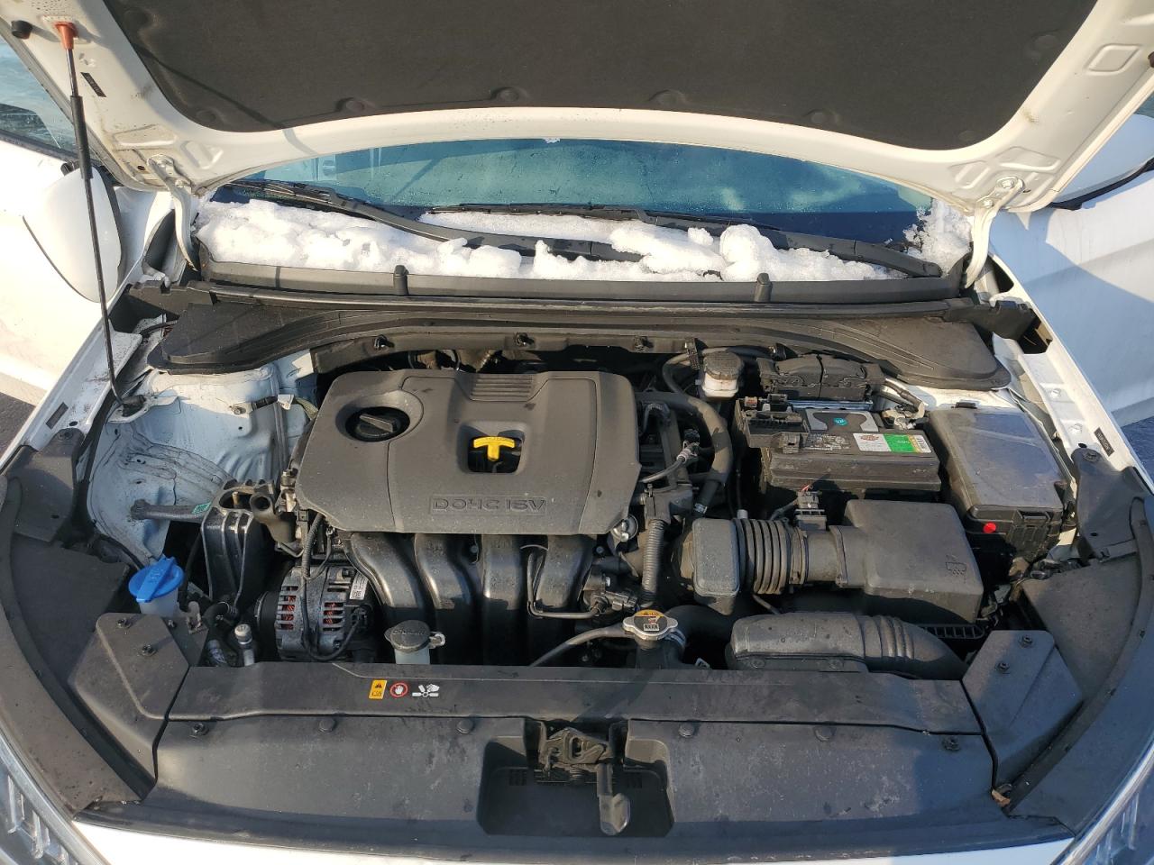 2020 Hyundai Elantra - Image 13