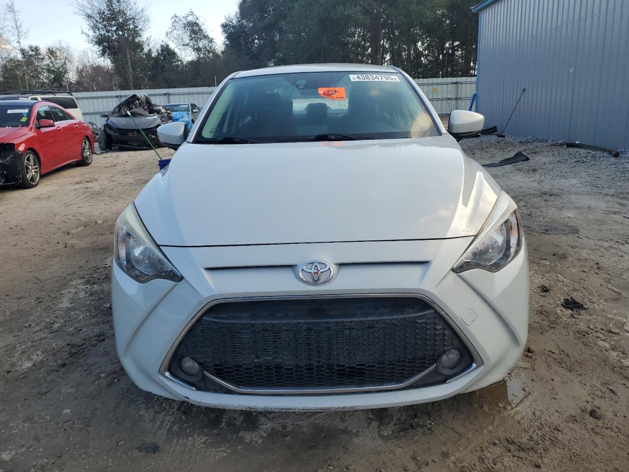 2019 Toyota Yaris - Image 5