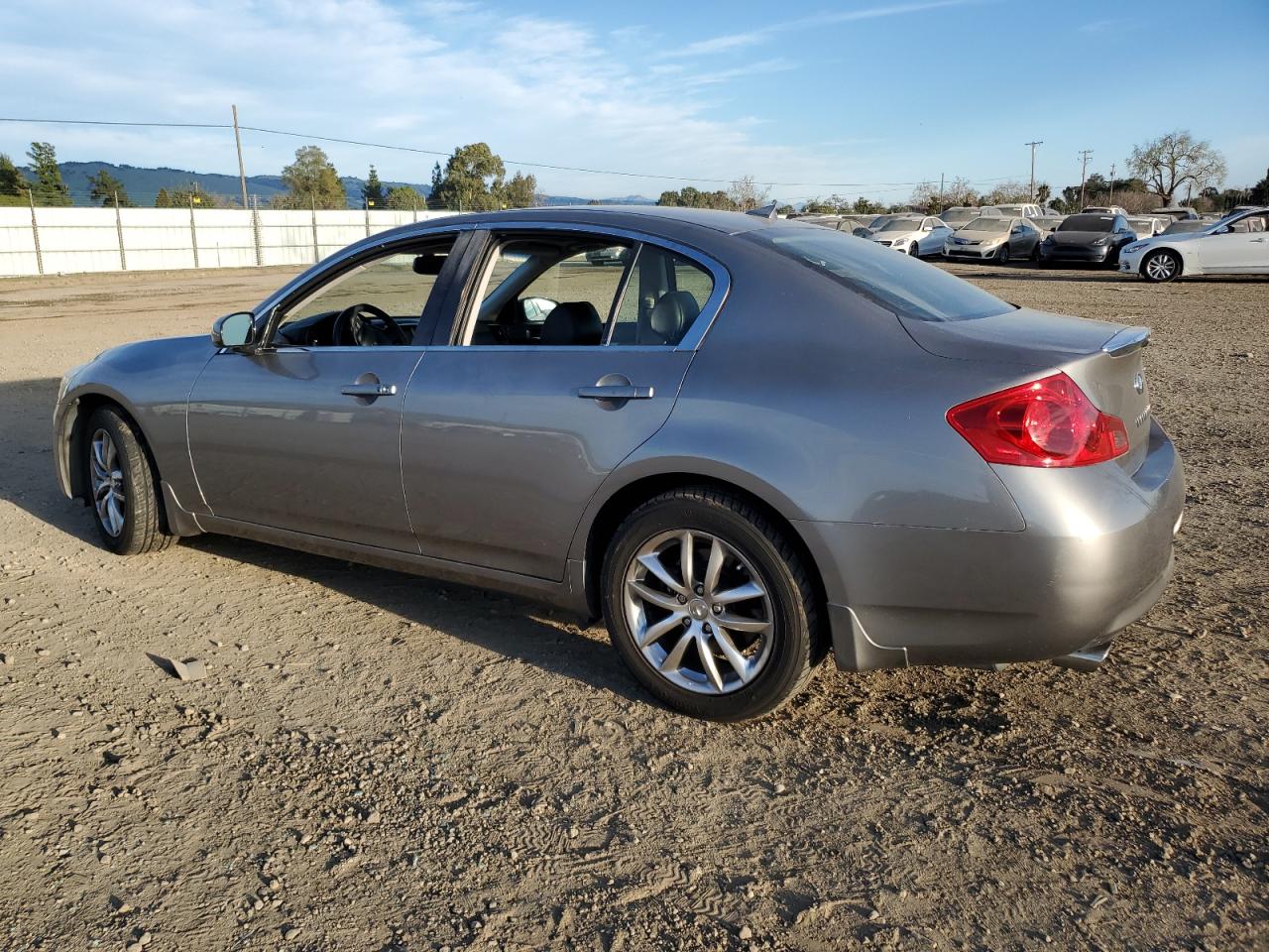 2008 Infiniti G - Image 2