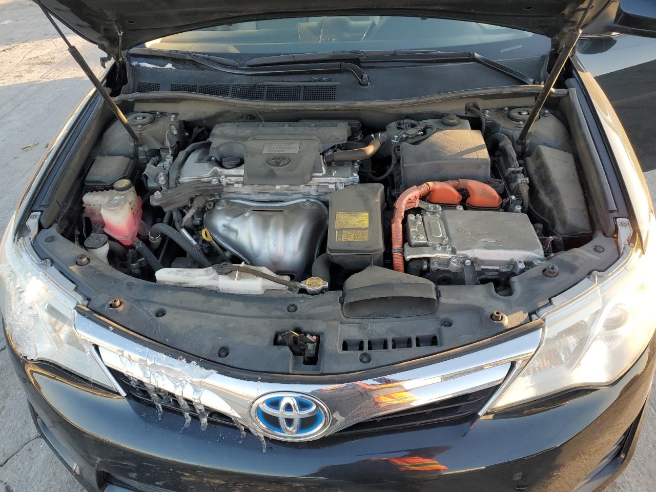 2012 Toyota Camry - Image 11