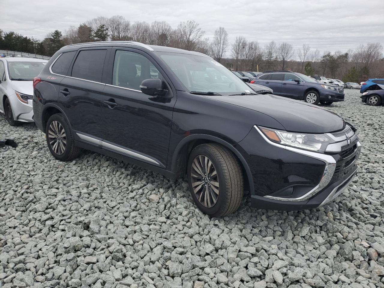 2019 Mitsubishi Outlander - Image 4