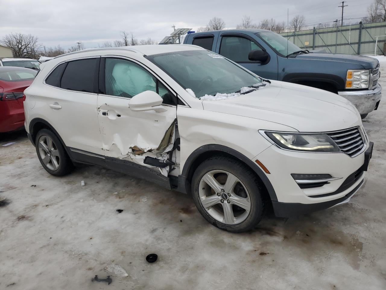 2017 Lincoln MKC - Image 4