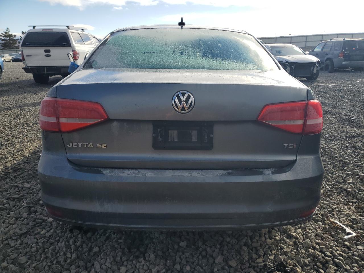 2015 Volkswagen Jetta - Image 6