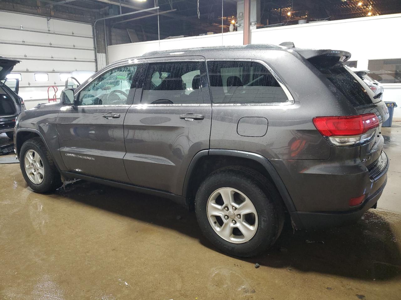 2014 Jeep Grand Cherokee - Image 2