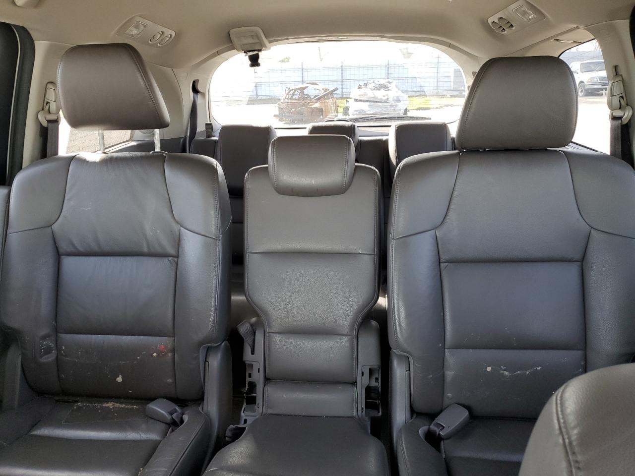 2012 Honda Odyssey - Image 10