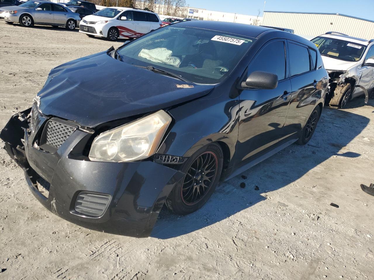 2009 Pontiac Vibe - Image 1