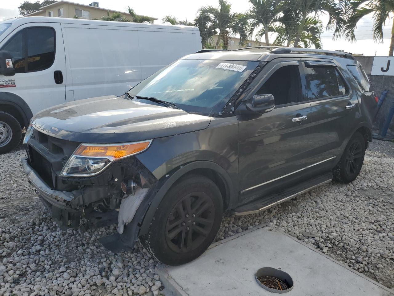 2015 Ford Explorer - Image 1