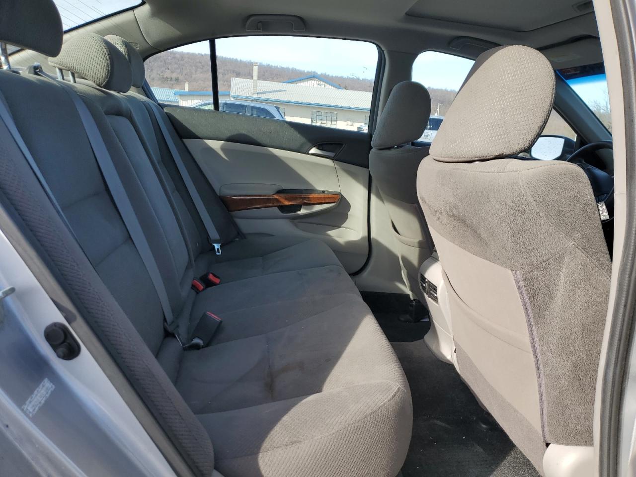 2012 Honda Accord - Image 11