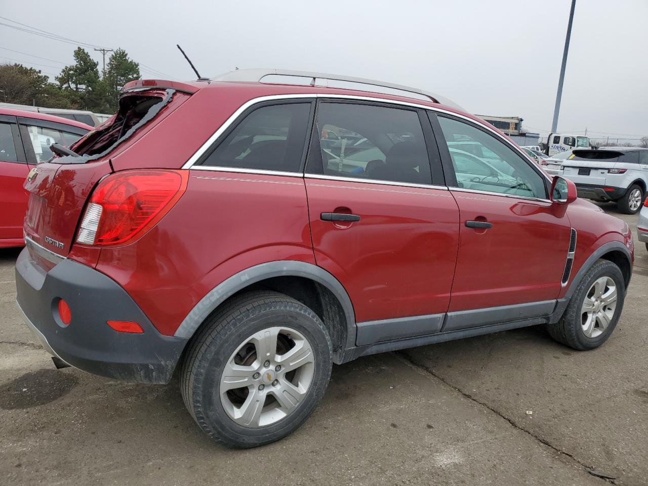 2014 Chevrolet Captiva - Image 3