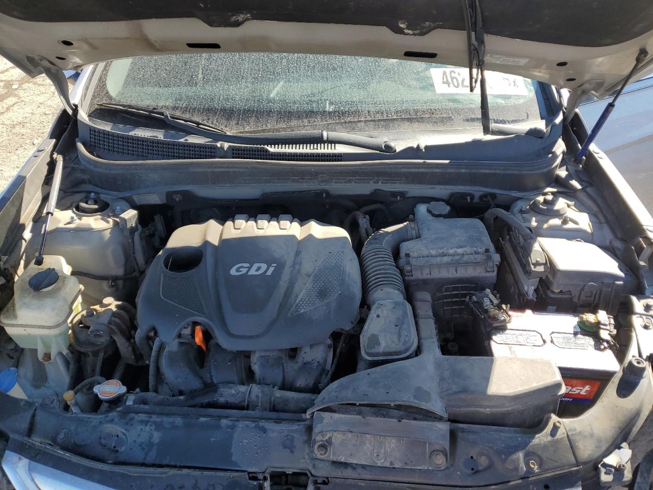 2012 Hyundai Sonata - Image 11