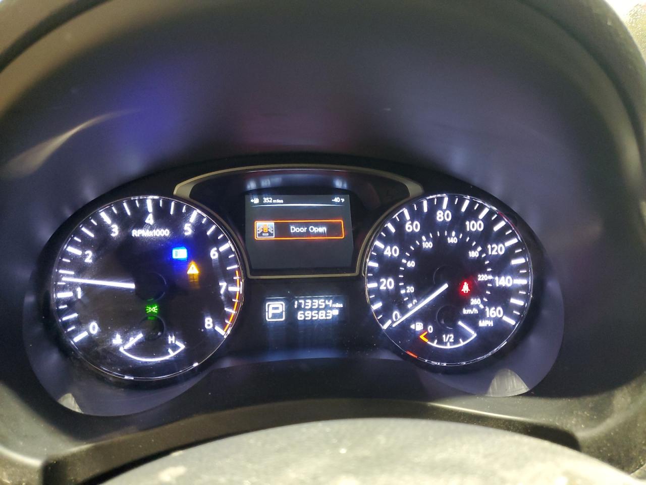 2013 Nissan Altima - Image 9