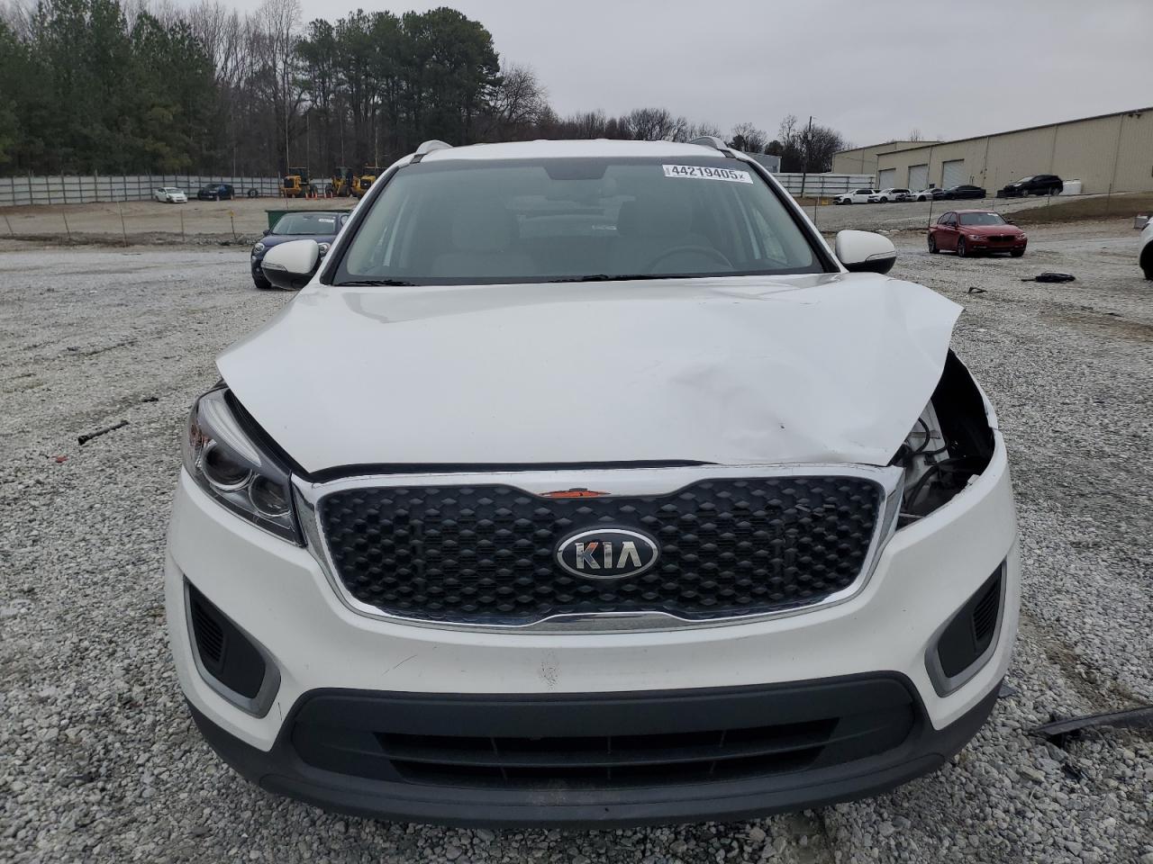 2016 Kia Sorento - Image 5