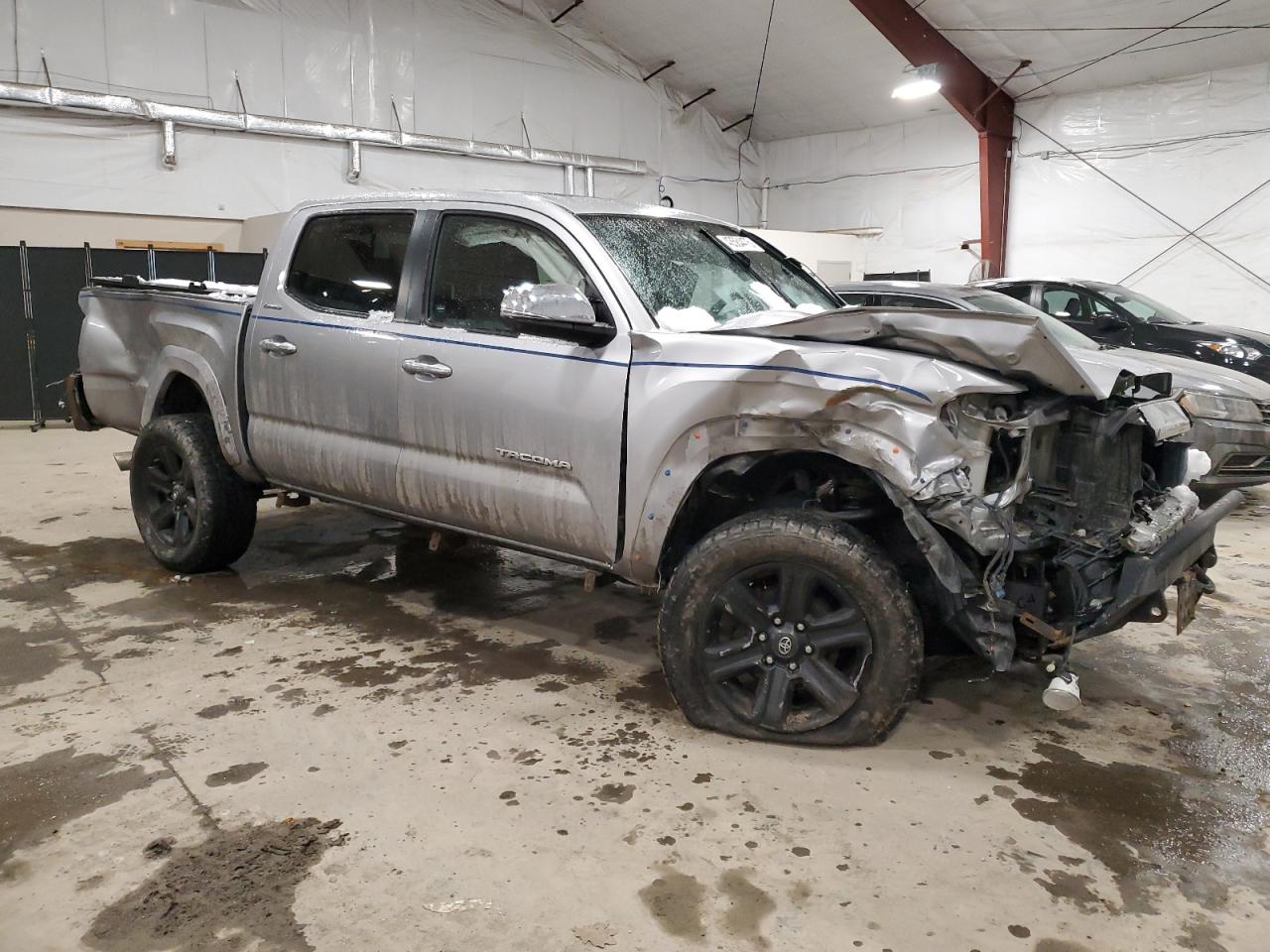 2017 Toyota Tacoma - Image 4