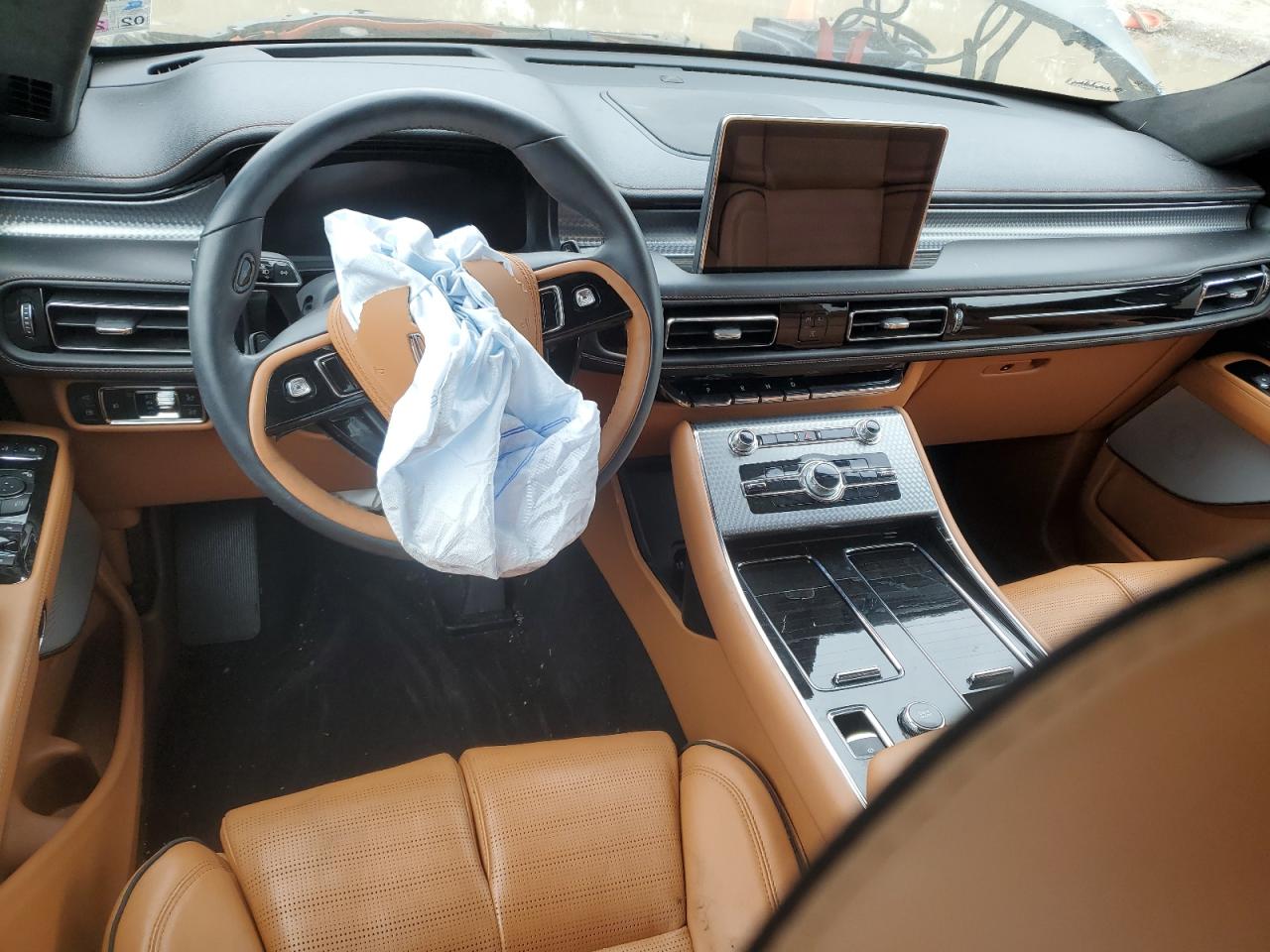 2020 Lincoln Aviator - Image 8