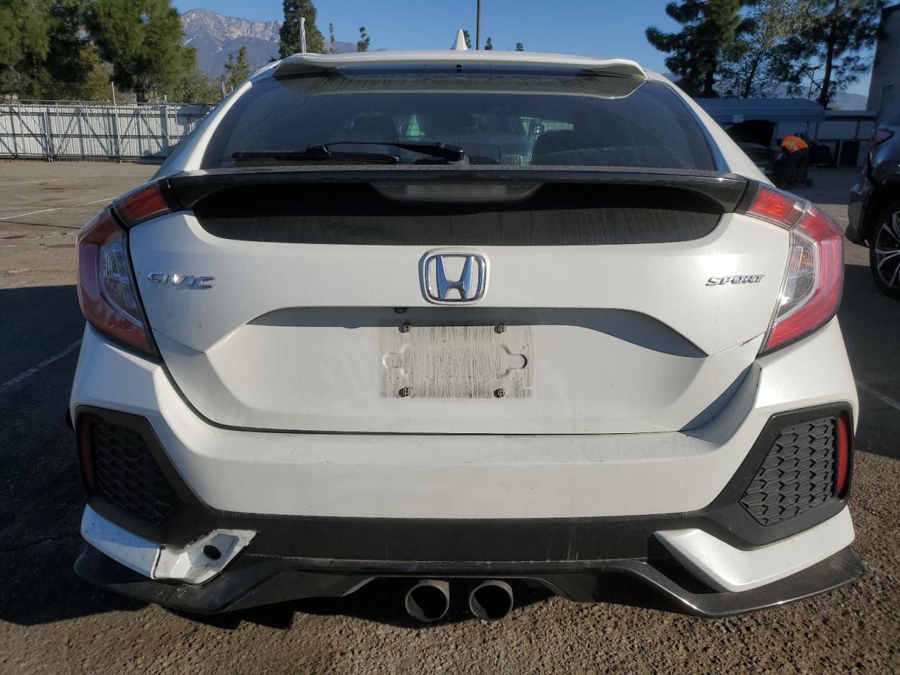 2018 Honda Civic - Image 6