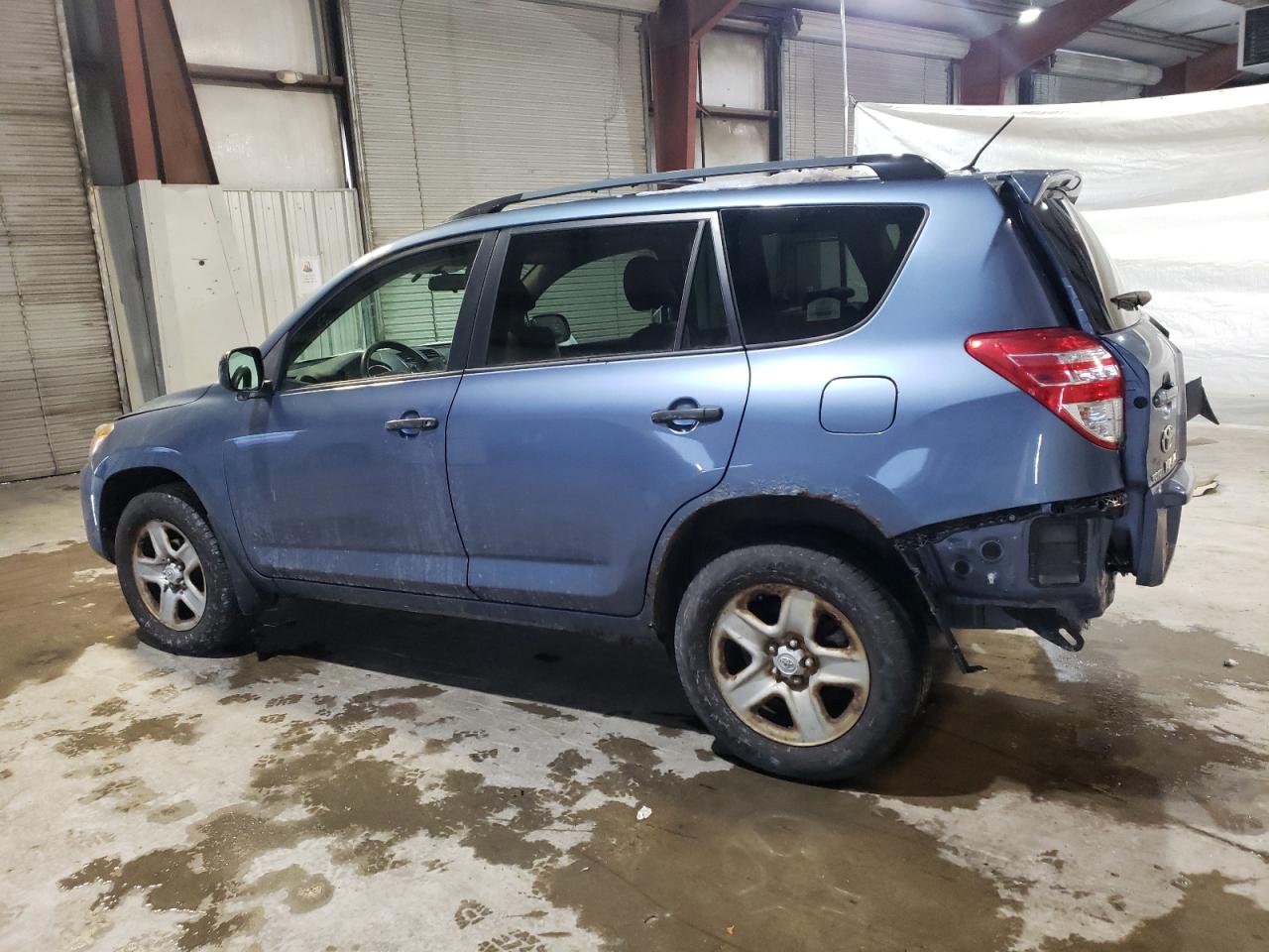 2010 Toyota RAV 4 - Image 2