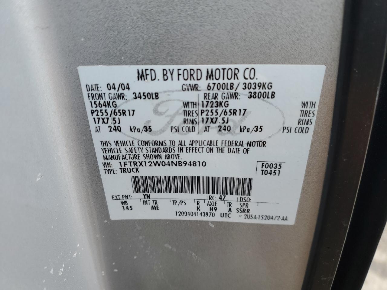 2004 Ford F-150 - Image 12