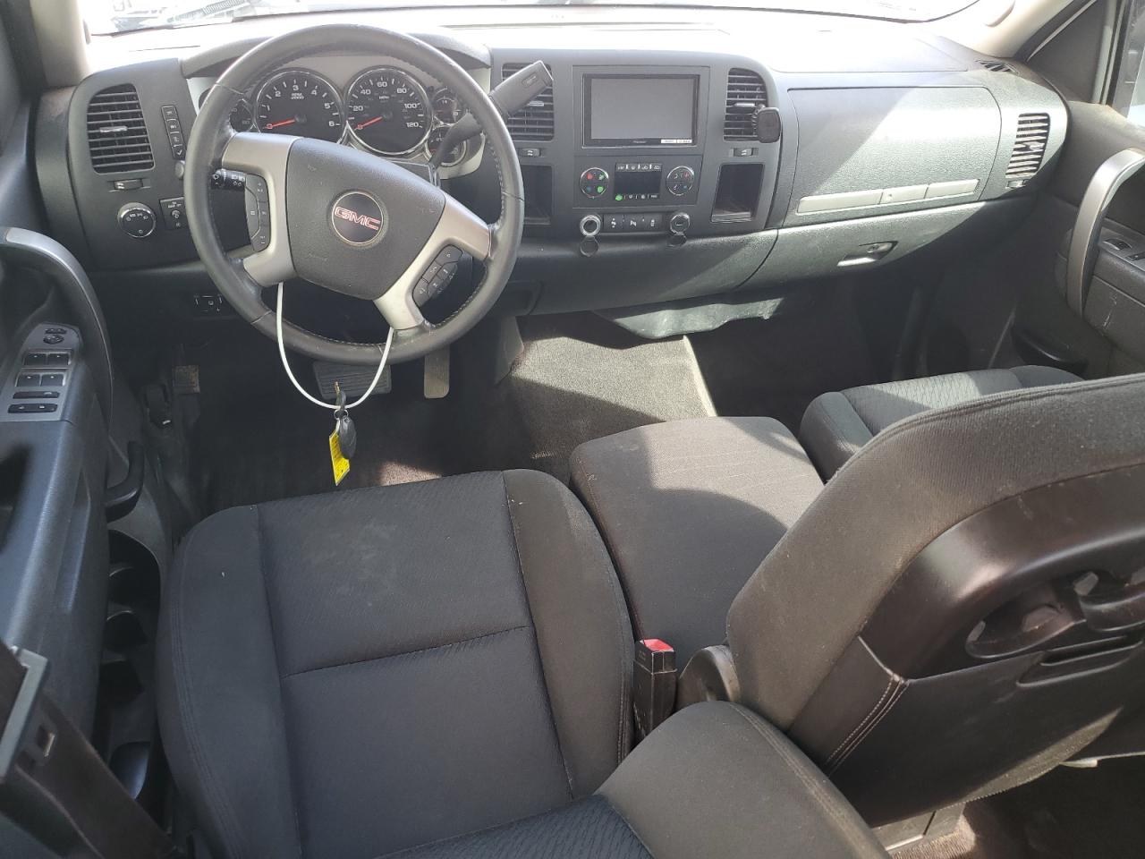 2013 GMC Sierra - Image 8
